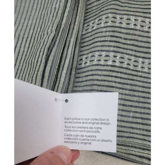 Crate And Barrel Set Of 3 Pillow Covers 30" x 30" Airlie Dobby Stripe Sage Linen - Picture 4 of 5